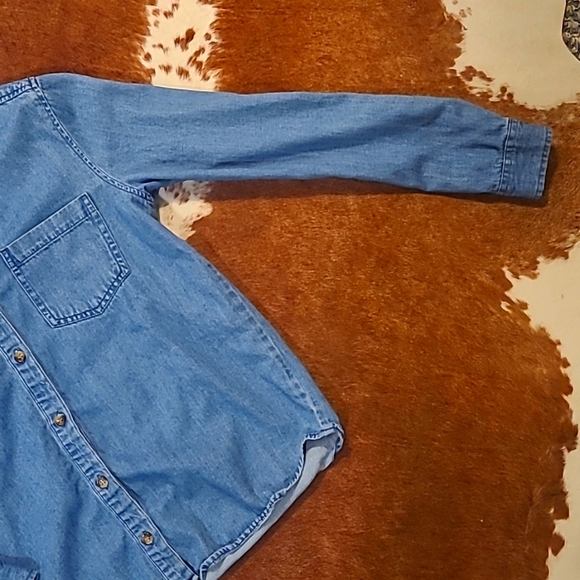 Forever 21 Denim Button-Down Long-Sleeve Top Size Small - Picture 6 of 9